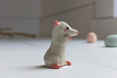 Tiny White rat figurine - Image 4