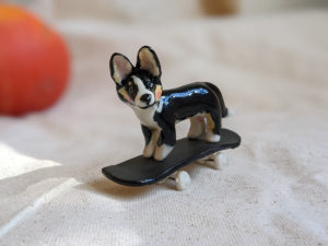 Corgi cardigan porcelaine