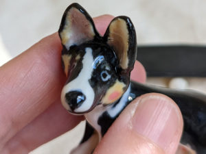 Corgi cardigan porcelaine