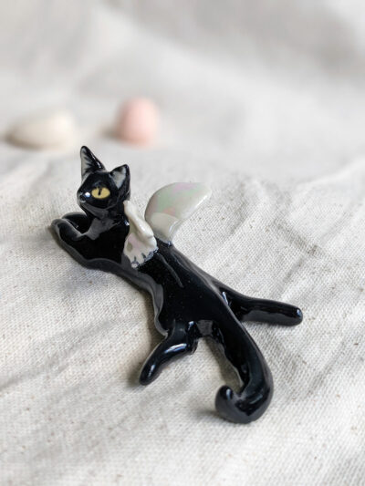 Chat Ailé