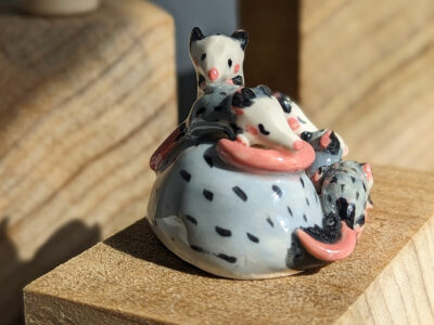 Porcelain Figurine - Sleeping Opossum Family - Image 3
