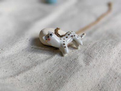 Porcelain and Gold spotted cat pendant - Image 8