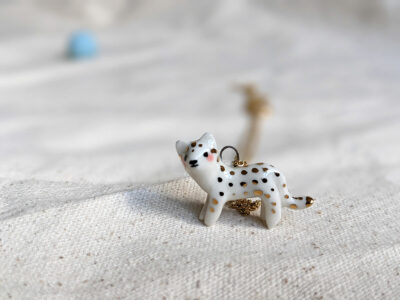 Porcelain and Gold spotted cat pendant - Image 5