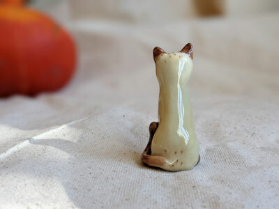 Porcelain Cat Figurine - Seal Point sitting - Image 5
