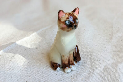 Porcelain Cat Figurine - Seal Point sitting
