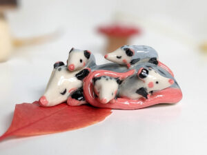 canada ceramic artist sculpture of an opossum