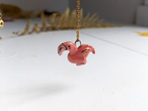 pendentif flamant rose