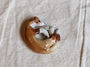 Figurine chien porcelaine