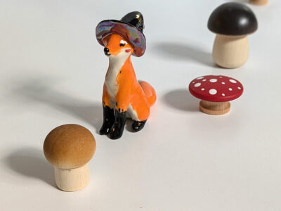 Porcelain Figurine : Fox Witch - Image 4