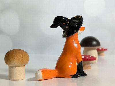 Porcelain Figurine : Fox Witch - Image 2