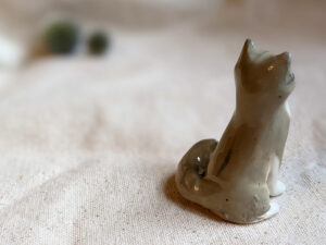 porcelain cat figurine grey tabby longhair