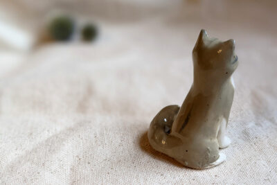 porcelain cat figurine grey tabby longhair