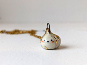 porcelain garlic pendant