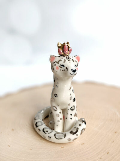 Snow Leopard Queen - Image 2