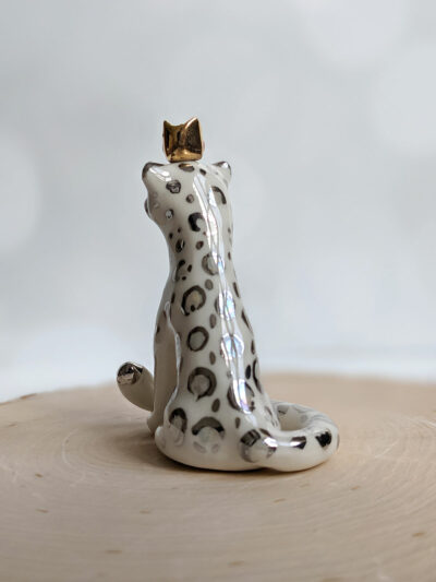 Snow Leopard Queen - Image 4