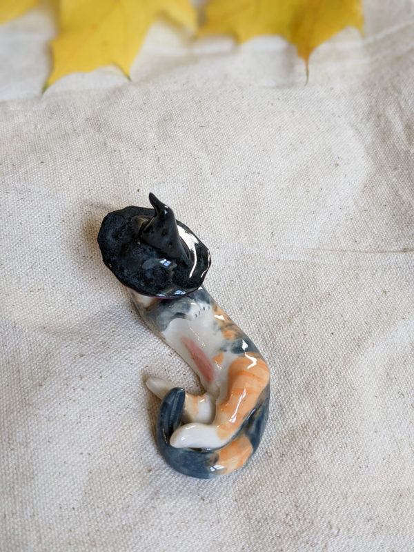 calico cat figurine