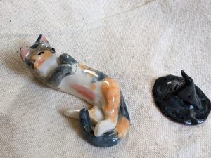 calico cat figurine