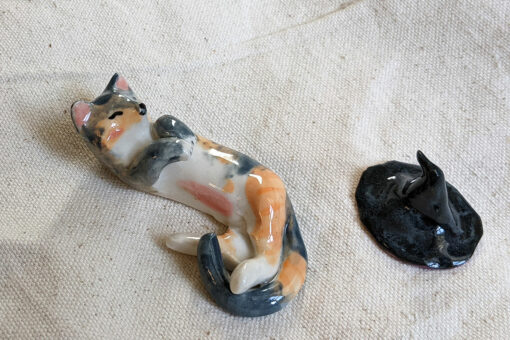 calico cat figurine
