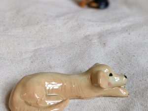 porcelain dog figurine golden retriever