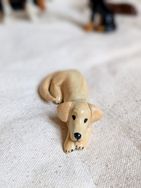 porcelain dog figurine golden retriever