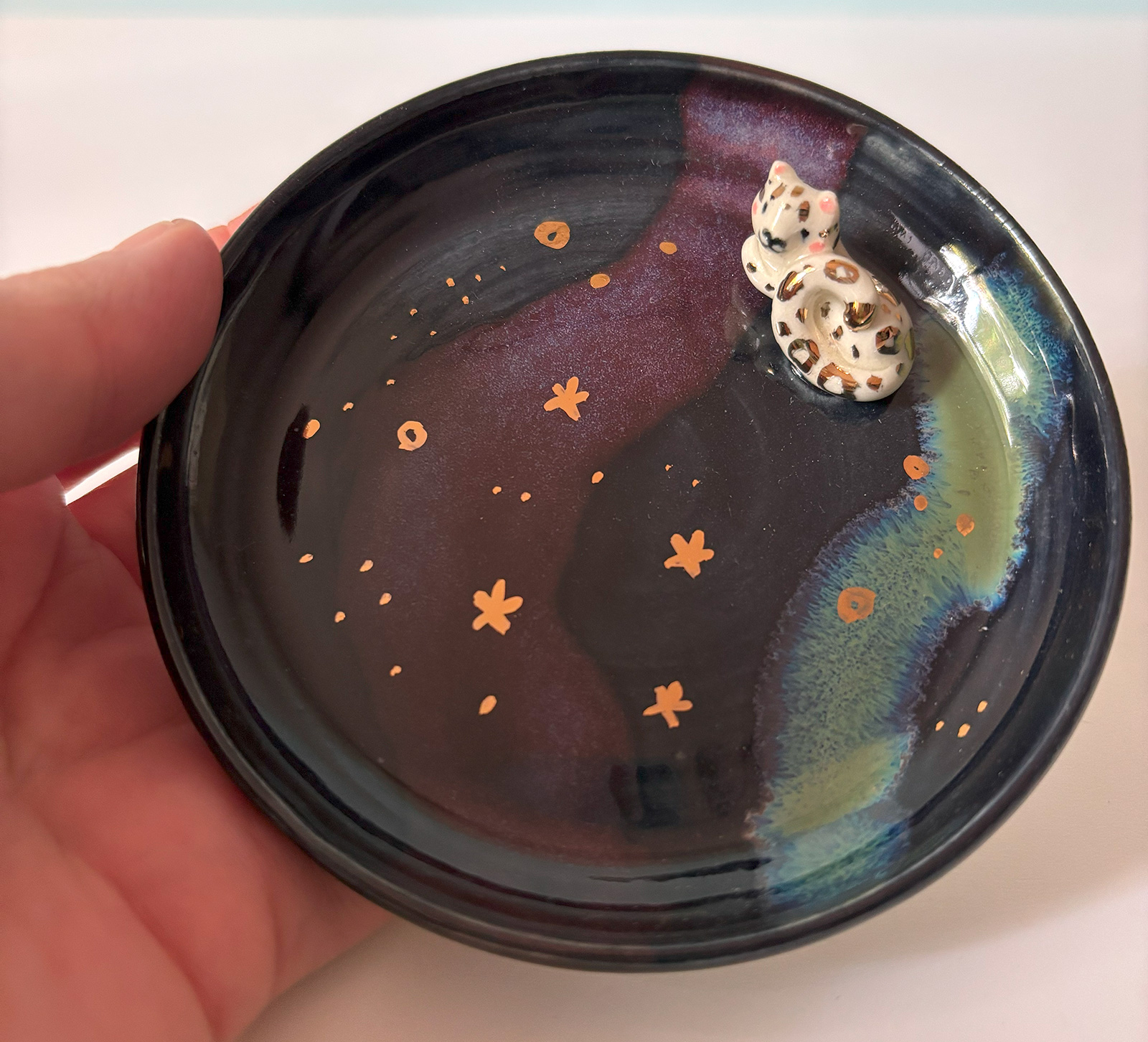 Alternative view of Snow Leopard Jewelry Tray
