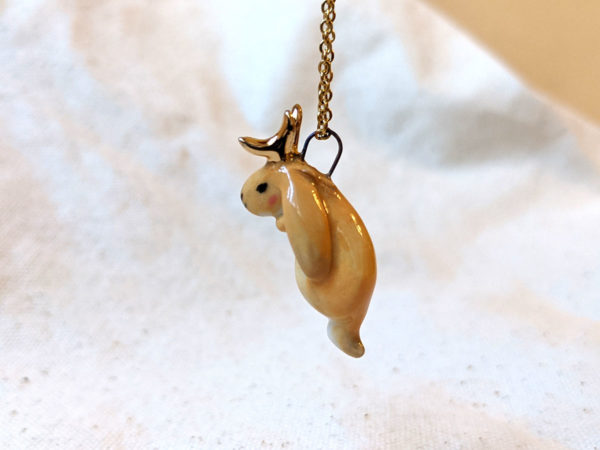 pendentif lapin bélier