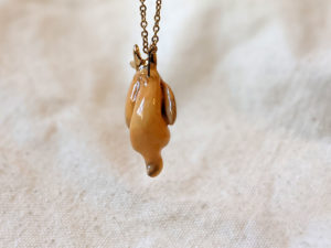 pendentif lapin bélier