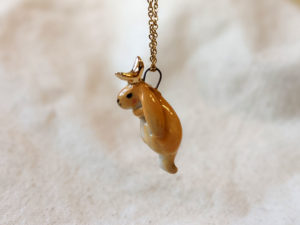 pendentif lapin bélier