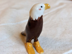 bald eagle figurine