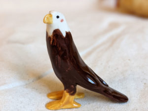 bald eagle figurine