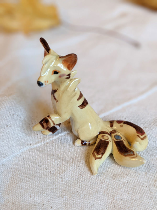 kitsune figurine