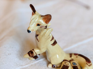 kitsune figurine