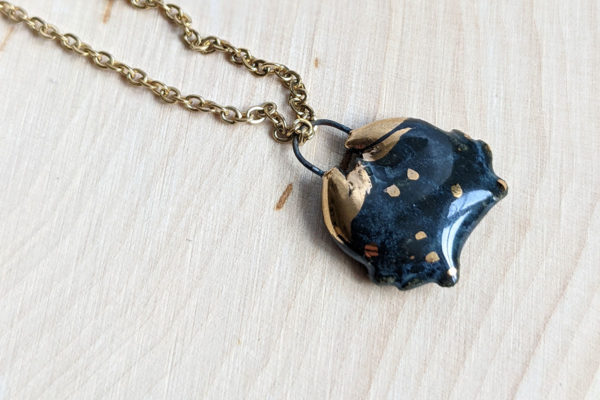 pendant cancer crab porcelain