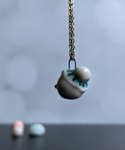 pendant snow ball hat