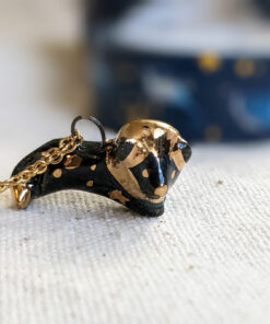 Leo Pendant porcelain gold