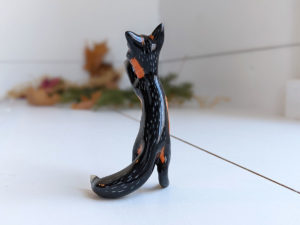 cross fox figurine