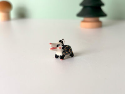 Porcelain Pendant : Opossum Screaming - Image 4