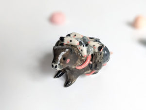 woodchuck opossums babies figurine