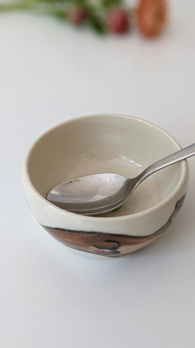 Small otter cup - Image 8