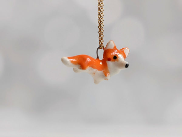 pendentif corgi porcelain pendant