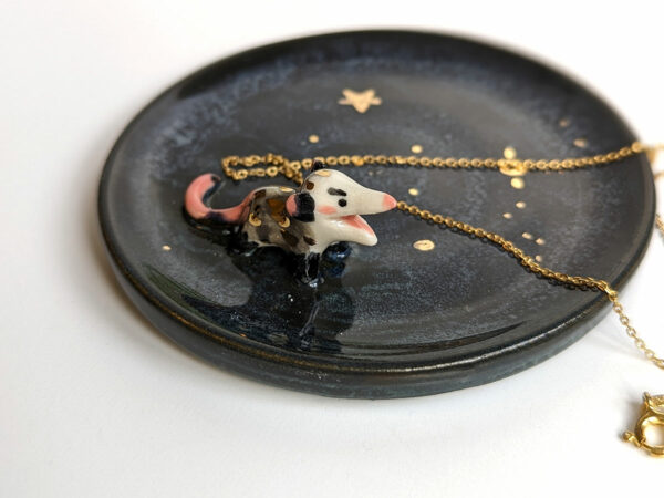 opossum screaming ring tray