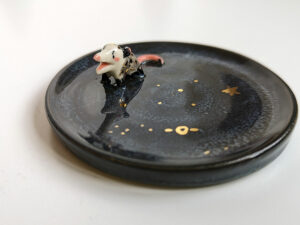 opossum screaming ring tray