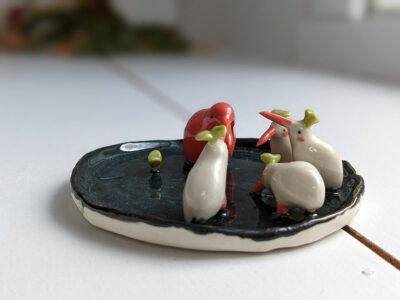Dragons and Kiwi Dish - Image 6