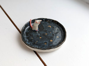 porcelain tray rat