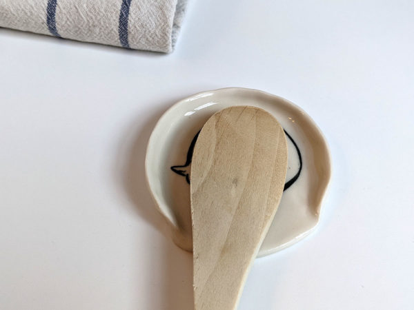 porcelain spoon rest arctic fox