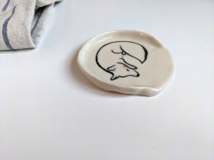 porcelain spoon rest arctic fox