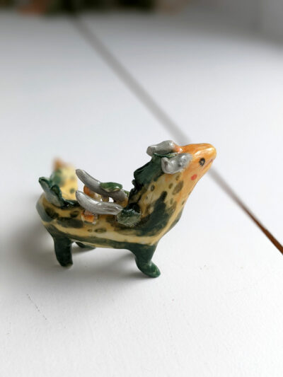Dragons and Kiwi Dish - Image 25