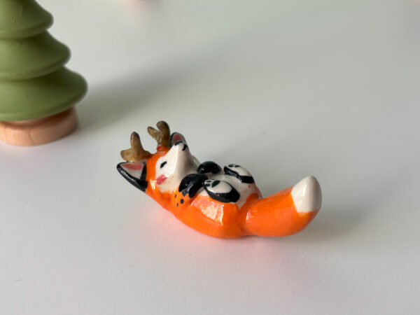 Ceramic Figurine : Antlered Fox - Lying - Image 3