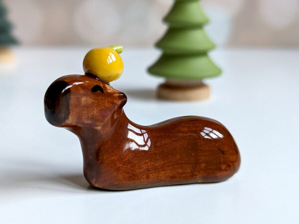ceramic figurine capybara orange holder