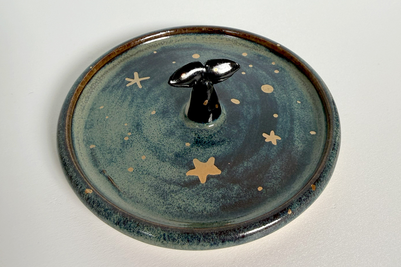 Porcelain Jewelry Tray : Whale